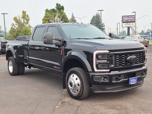 Used 2026 Ford F450 Platinum w/ FX4 Off-Road Package AWD/4WD image 7