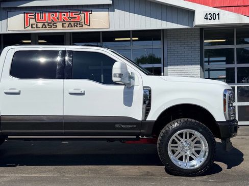 Used 2025 Ford F350 King Ranch AWD/4WD image 15