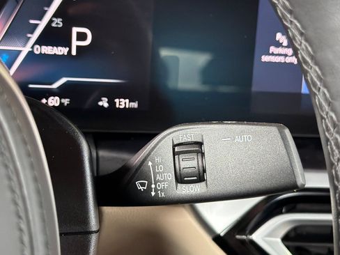 Used 2023 BMW i4 eDrive40 w/ M Sport Package image 34