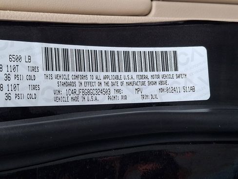 Used 2016 Jeep Grand Cherokee Limited w/ Luxury Group II image 29