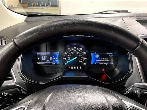Used 2023 Ford Edge Titanium w/ Cargo Accessory Package AWD/4WD image 13