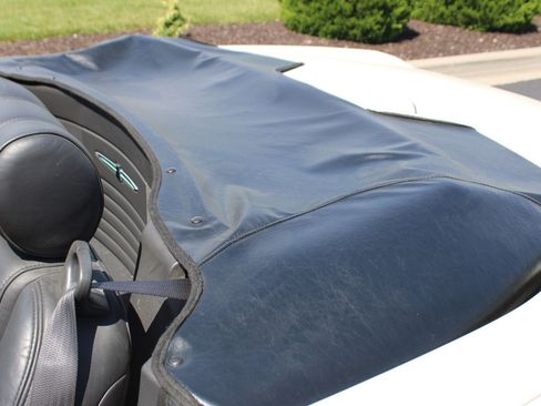 Used 2002 Ford Thunderbird RWD image 21
