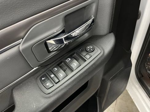 Used 2023 RAM 1500 Classic SLT image 24