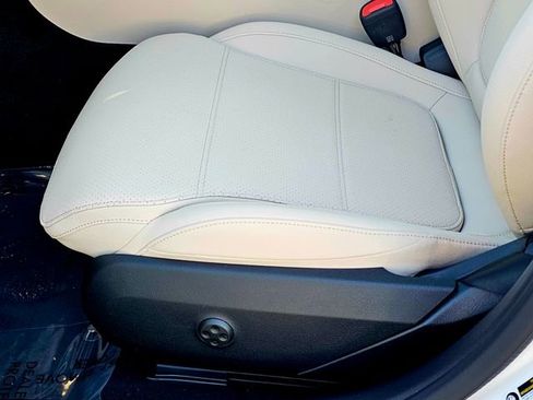 New 2026 Mercedes-Benz C 300 4MATIC Sedan image 19