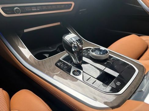 Used 2023 BMW X5 xDrive40i w/ M Sport Package AWD/4WD image 8