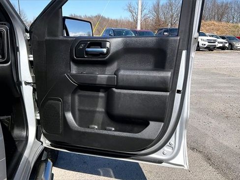 Used 2020 Chevrolet Silverado 1500 Custom w/ Custom Value Package image 29