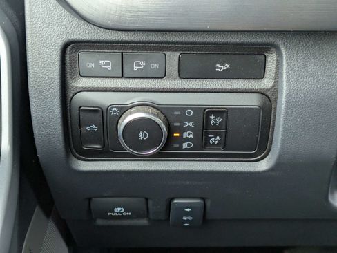 Used 2024 Ford F250 Lariat w/ Chrome Package AWD/4WD image 23