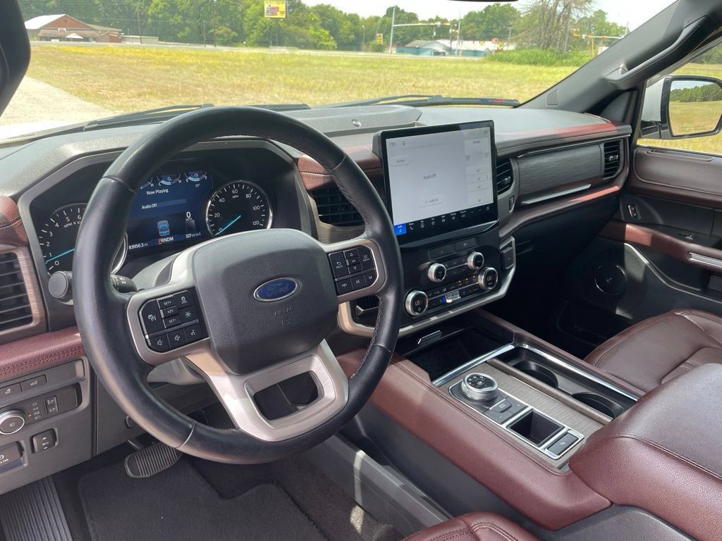 Used 2022 Ford Expedition Max Limited RWD image 26