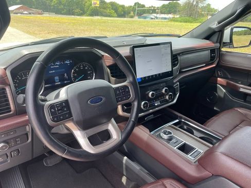 Used 2022 Ford Expedition Max Limited RWD image 26