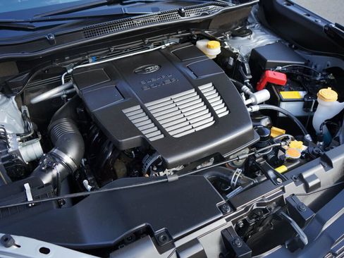 Used 2020 Subaru Forester Limited image 10