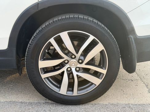 Used 2016 Honda Pilot Touring image 24