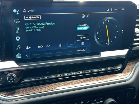 Certified 2025 Chevrolet Silverado 1500 LT AWD/4WD image 15