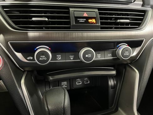 Certified 2021 Honda Accord LX image 33