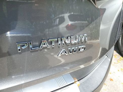 Used 2021 Nissan Rogue Platinum AWD/4WD image 5