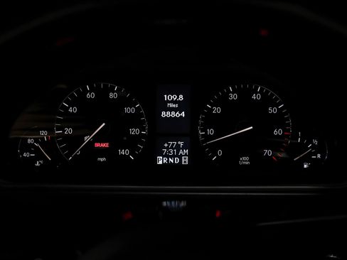 Used 2011 Mercedes-Benz G 550 image 18