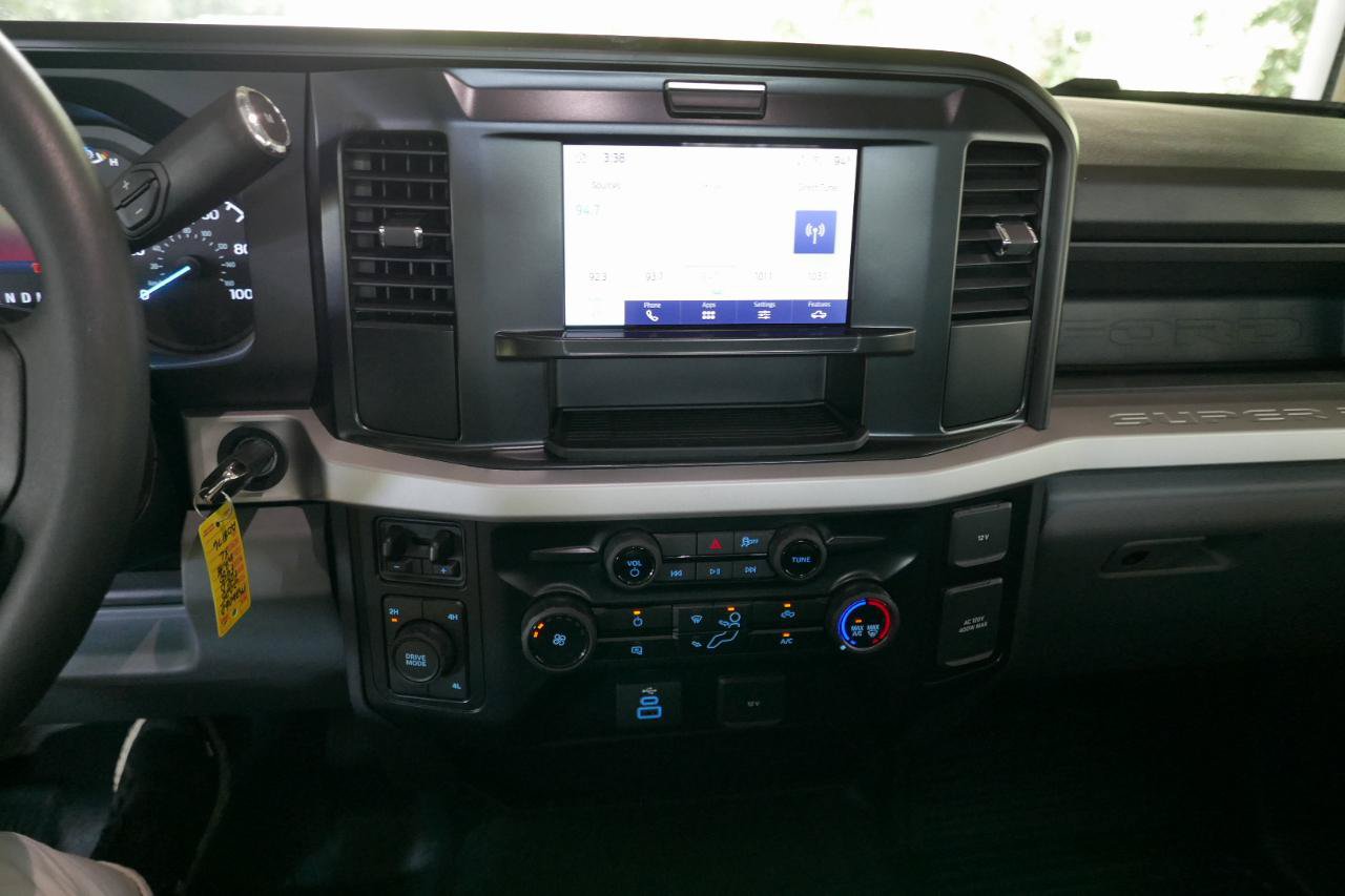Used 2025 Ford F450 XL w/ XL Chrome Package AWD/4WD image 14