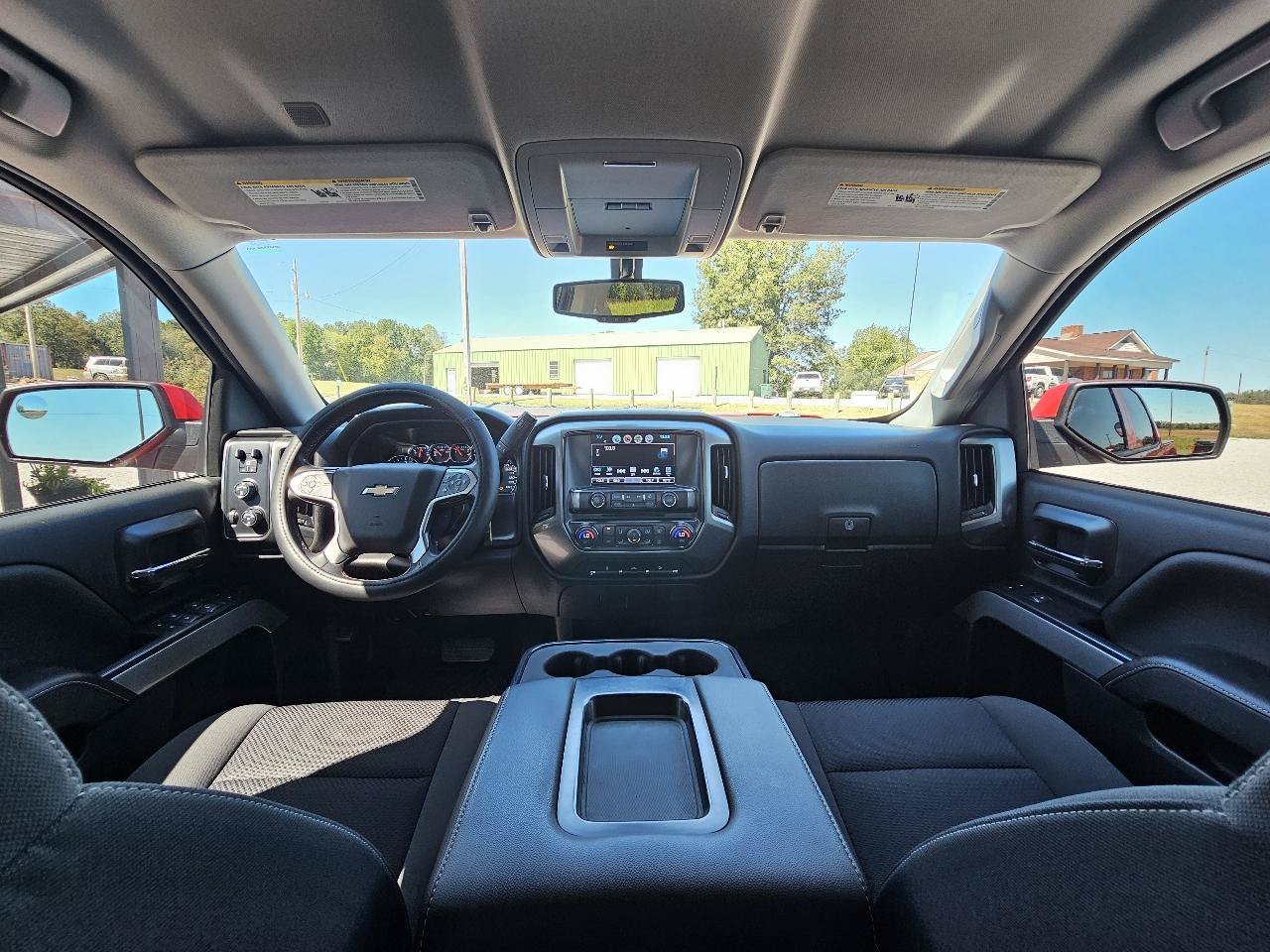 Used 2018 Chevrolet Silverado 1500 LT w/ Texas Edition AWD/4WD image 38