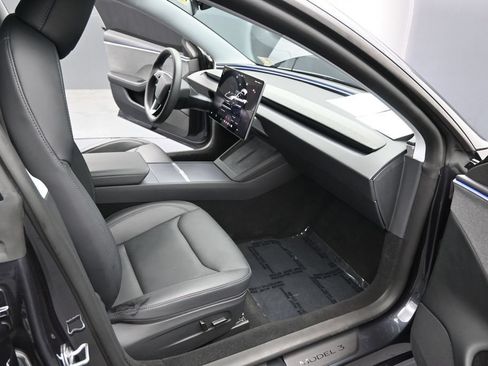 Used 2025 Tesla Model 3 Long Range RWD image 16