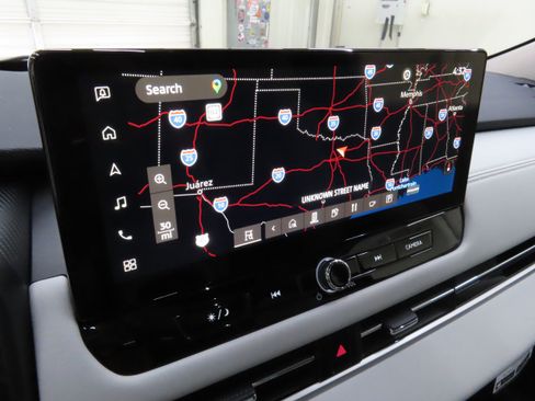 New 2025 Mitsubishi Outlander SE image 18