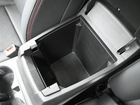 Used 2024 GMC Canyon AT4X image 19