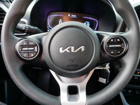 Certified 2024 Kia Soul LX w/ Option Group 015 image 25