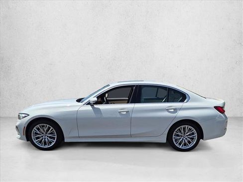Used 2024 BMW 330i Sedan w/ Convenience Package RWD image 9