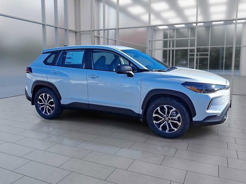 New 2026 Toyota Corolla Cross S image 6