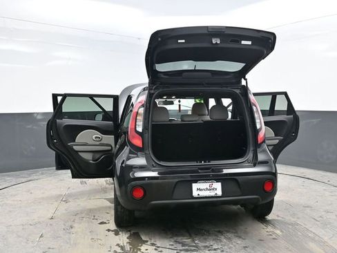 Used 2019 Kia Soul image 42