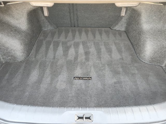 Used 2025 Nissan Altima 2.5 SV FWD image 28