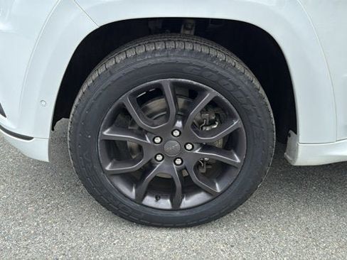 Certified 2021 Jeep Grand Cherokee High Altitude AWD/4WD image 11