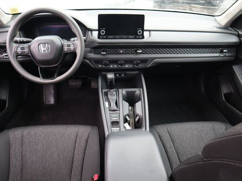 Used 2023 Honda Accord EX image 11