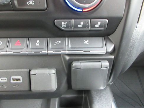 Used 2023 Chevrolet Silverado 3500 High Country w/ Technology Package image 39