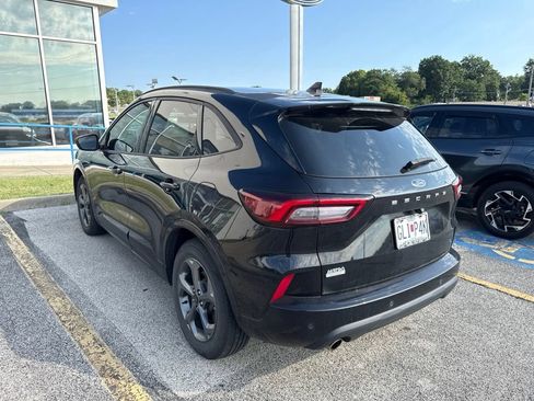 Used 2023 Ford Escape ST-Line w/ Tech Pack #1 FWD image 6
