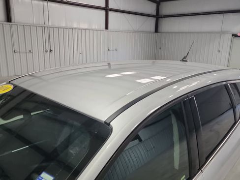 Used 2019 Ford Escape SE image 11