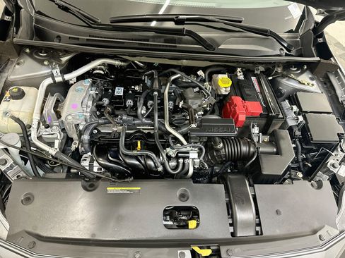 Used 2025 Nissan Sentra SV FWD image 33