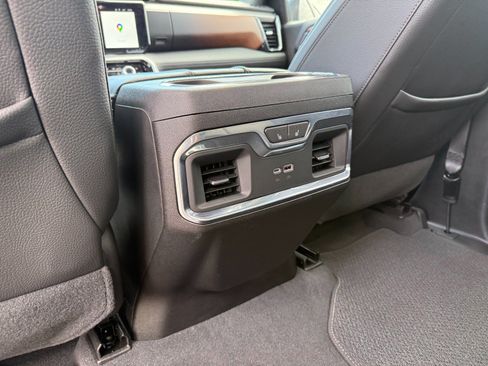 Used 2023 GMC Sierra 1500 Denali AWD/4WD image 19