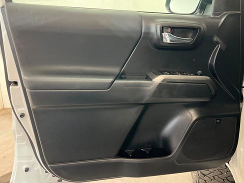 Used 2021 Toyota Tacoma TRD Pro AWD/4WD image 14