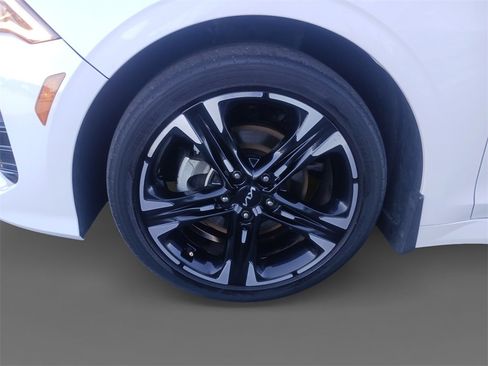 Used 2024 Kia K5 GT-Line w/ GT-Line Premium Package image 15