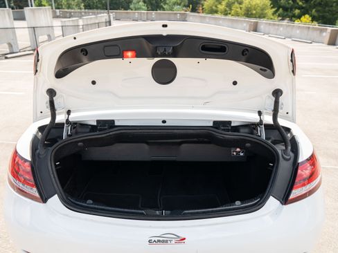 Used 2019 Mercedes-Benz C 300 Cabriolet image 32
