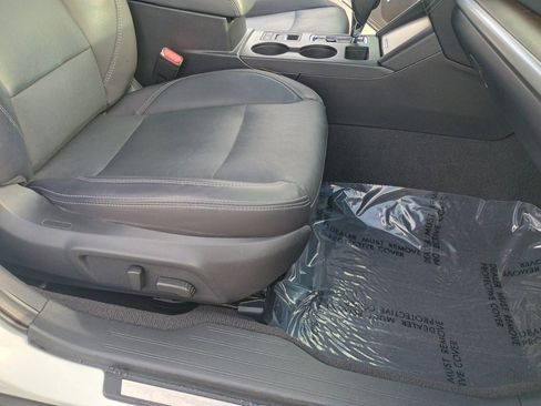 Used 2018 Subaru Outback 2.5i Limited image 23