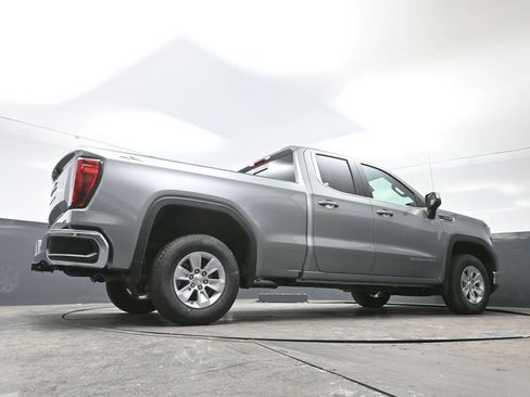 New 2026 GMC Sierra 1500 SLE w/ Preferred Package image 45