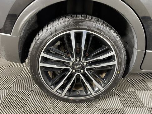 Used 2018 Lincoln MKC Reserve w/ Lincoln MKC Climate Package image 12