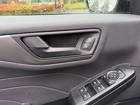 Used 2024 Ford Escape Active image 12