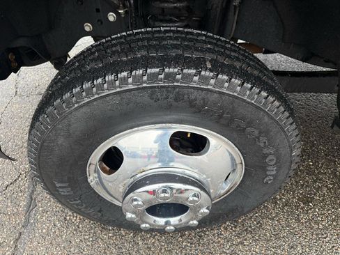 Used 2019 Ford F350 XL w/ XL Value Package image 4