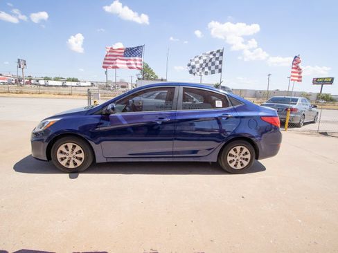 Used 2016 Hyundai Accent SE FWD image 6