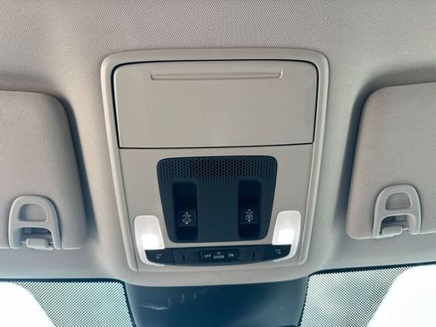 Used 2023 Honda Pilot Elite image 41
