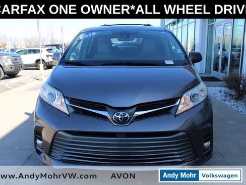Used 2018 Toyota Sienna XLE w/ XLE Navigation Package AWD/4WD image 2