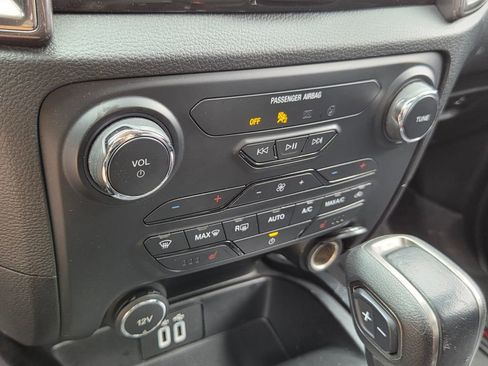Used 2019 Ford Ranger Lariat w/ Technology Package AWD/4WD image 19