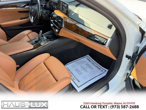 Used 2019 BMW 530i xDrive w/ Convenience Package AWD/4WD image 15