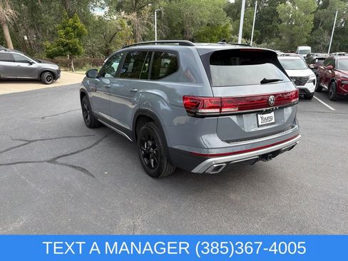 Used 2024 Volkswagen Atlas Peak Edition SEL AWD/4WD image 5